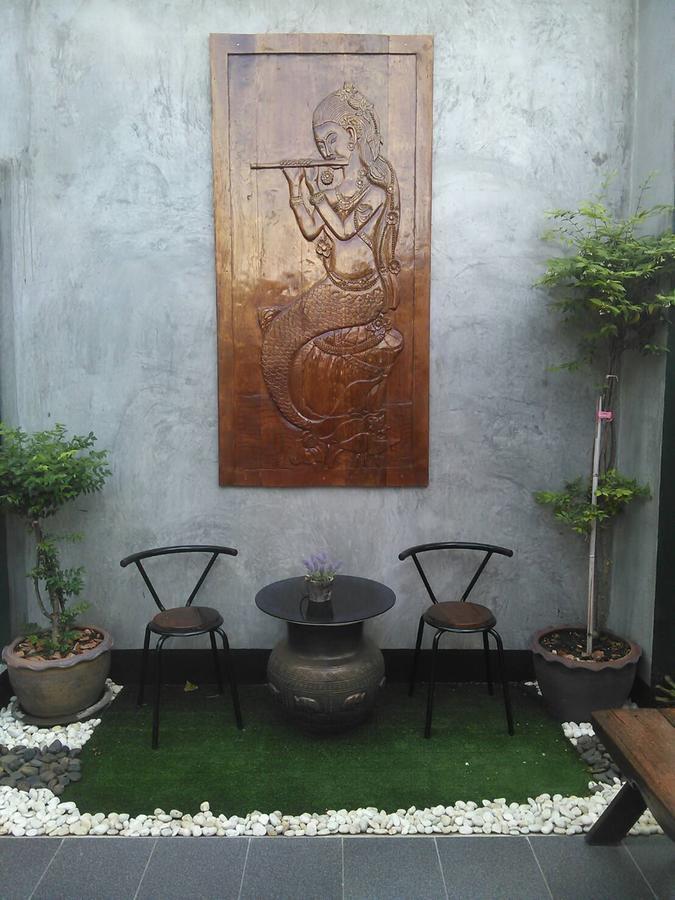 Pk Hostel Ayutthaya Eksteriør bilde