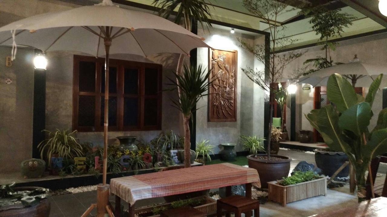 Pk Hostel Ayutthaya Eksteriør bilde