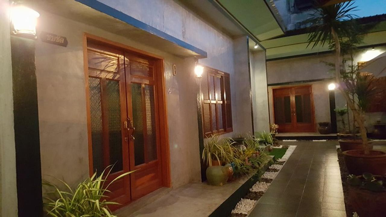 Pk Hostel Ayutthaya Eksteriør bilde