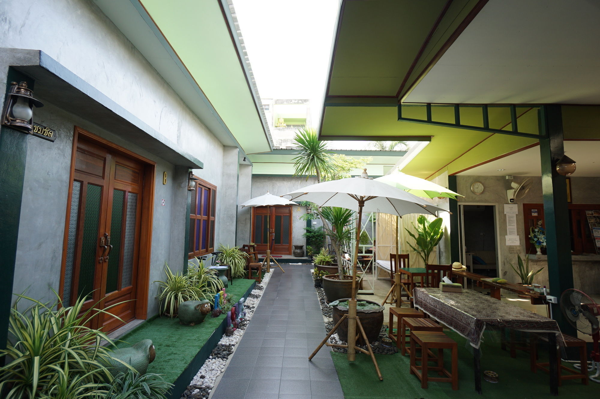 Pk Hostel Ayutthaya Eksteriør bilde